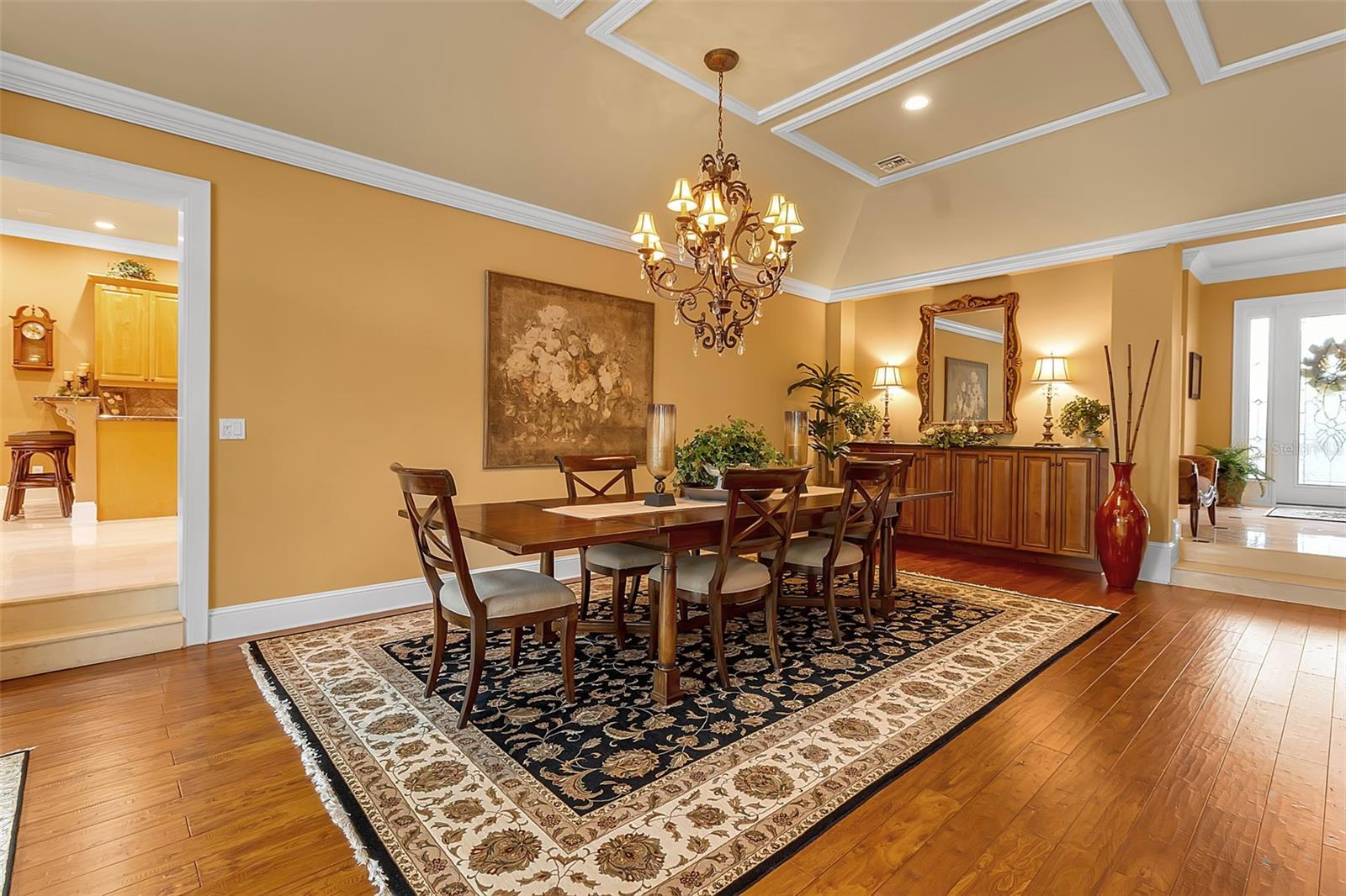 422 BLUE GARDEN LN