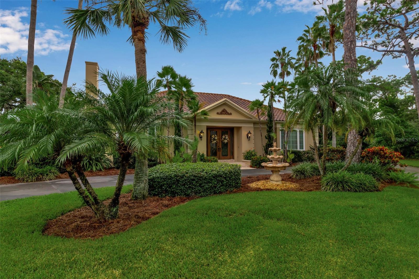 422 BLUE GARDEN LN