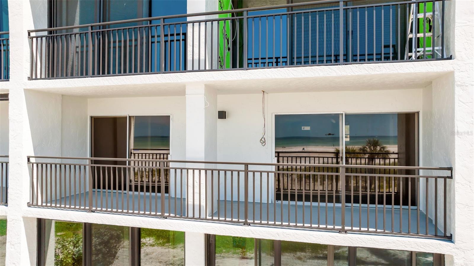 19 WHISPERING SANDS DR #203