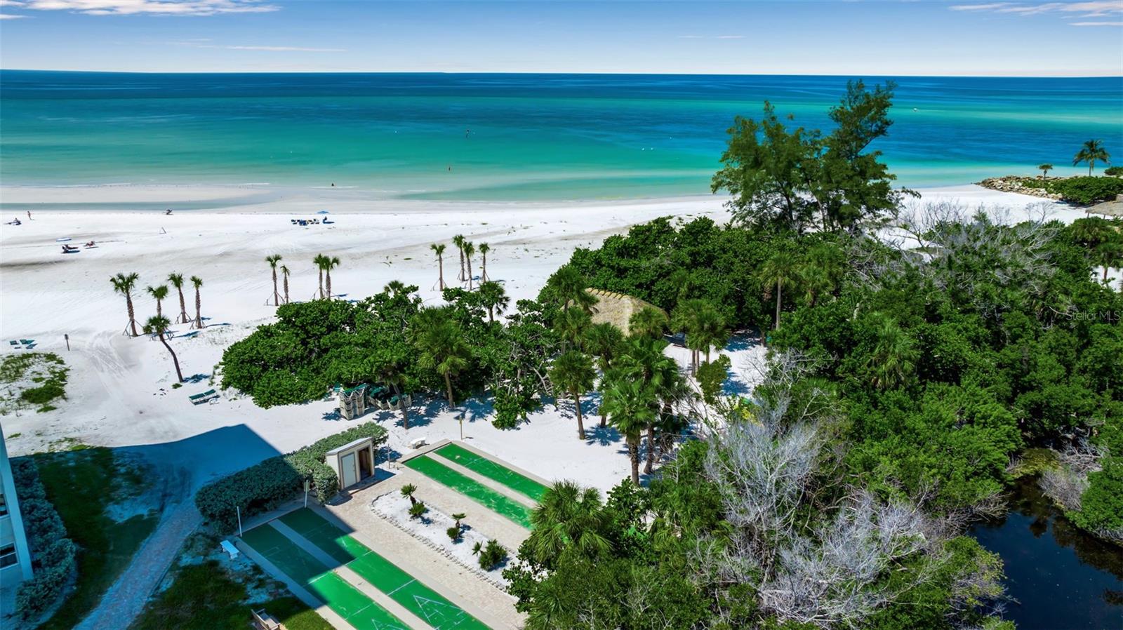 19 WHISPERING SANDS DR #203