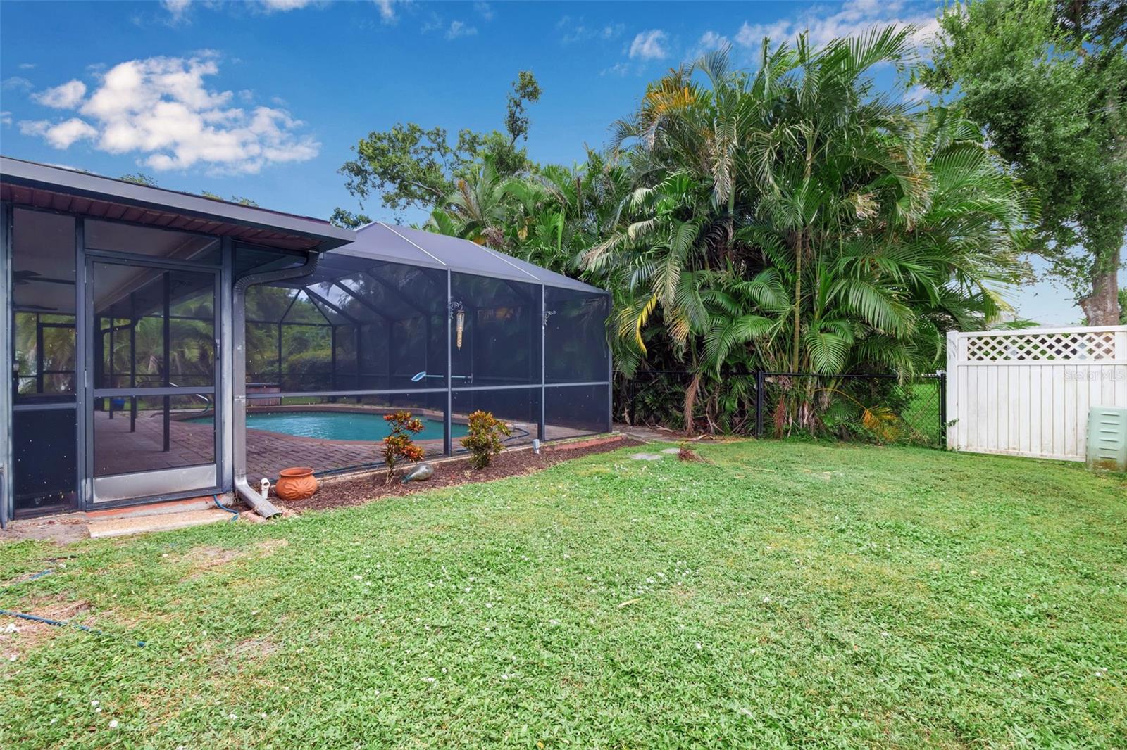 155 MIMOSA CIR