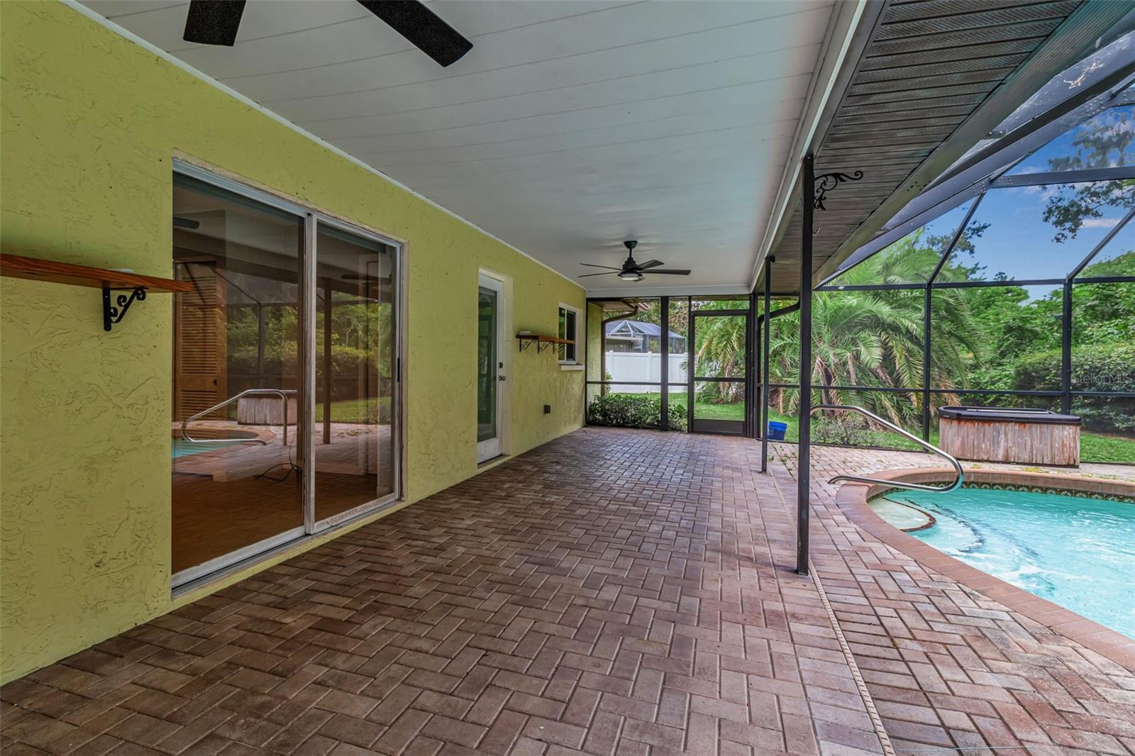 155 MIMOSA CIR