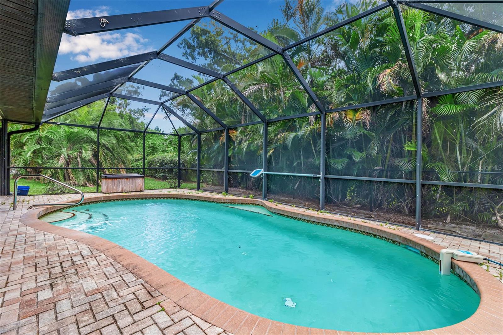 155 MIMOSA CIR