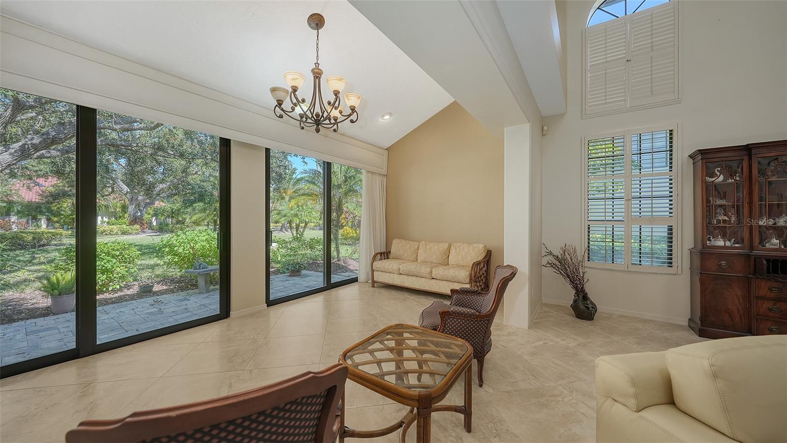 7340 VILLA D ESTE DRIVE