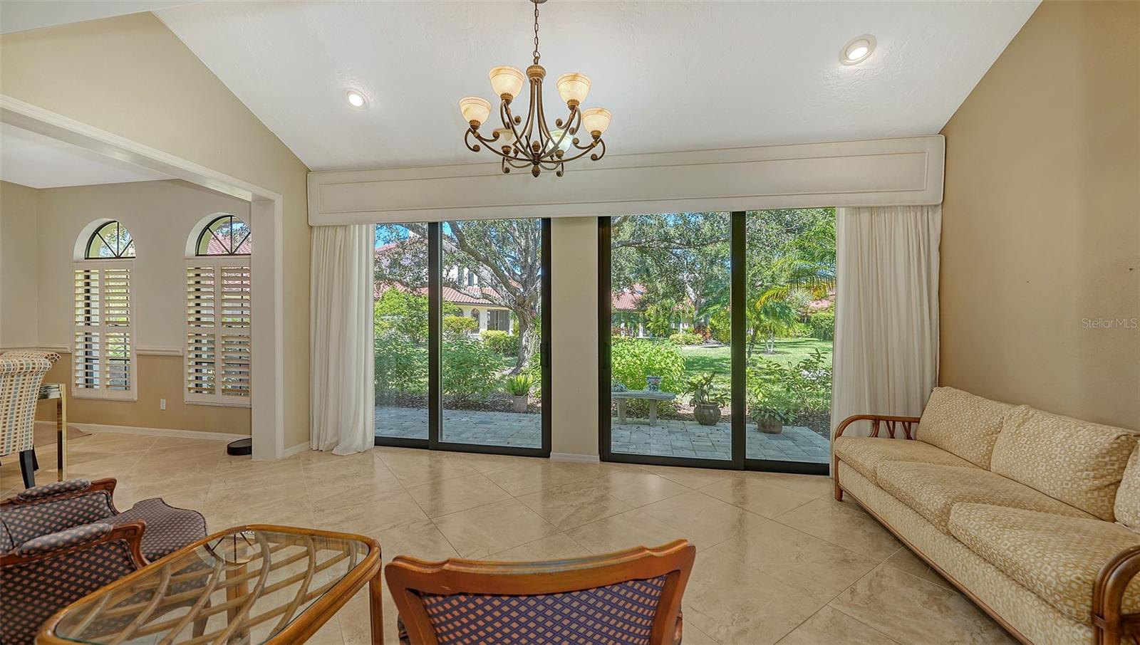 7340 VILLA D ESTE DRIVE