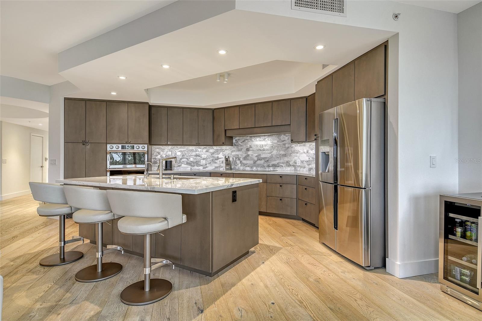 401 NORTH POINT RD #404