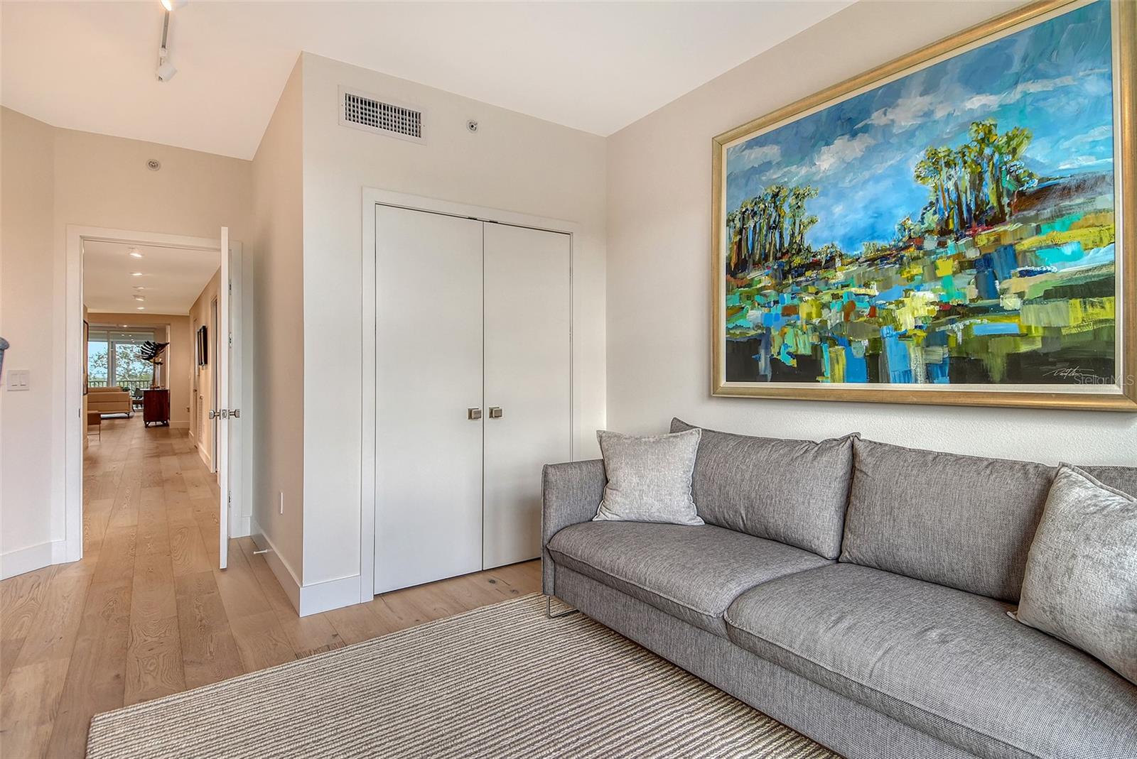 401 NORTH POINT RD #404