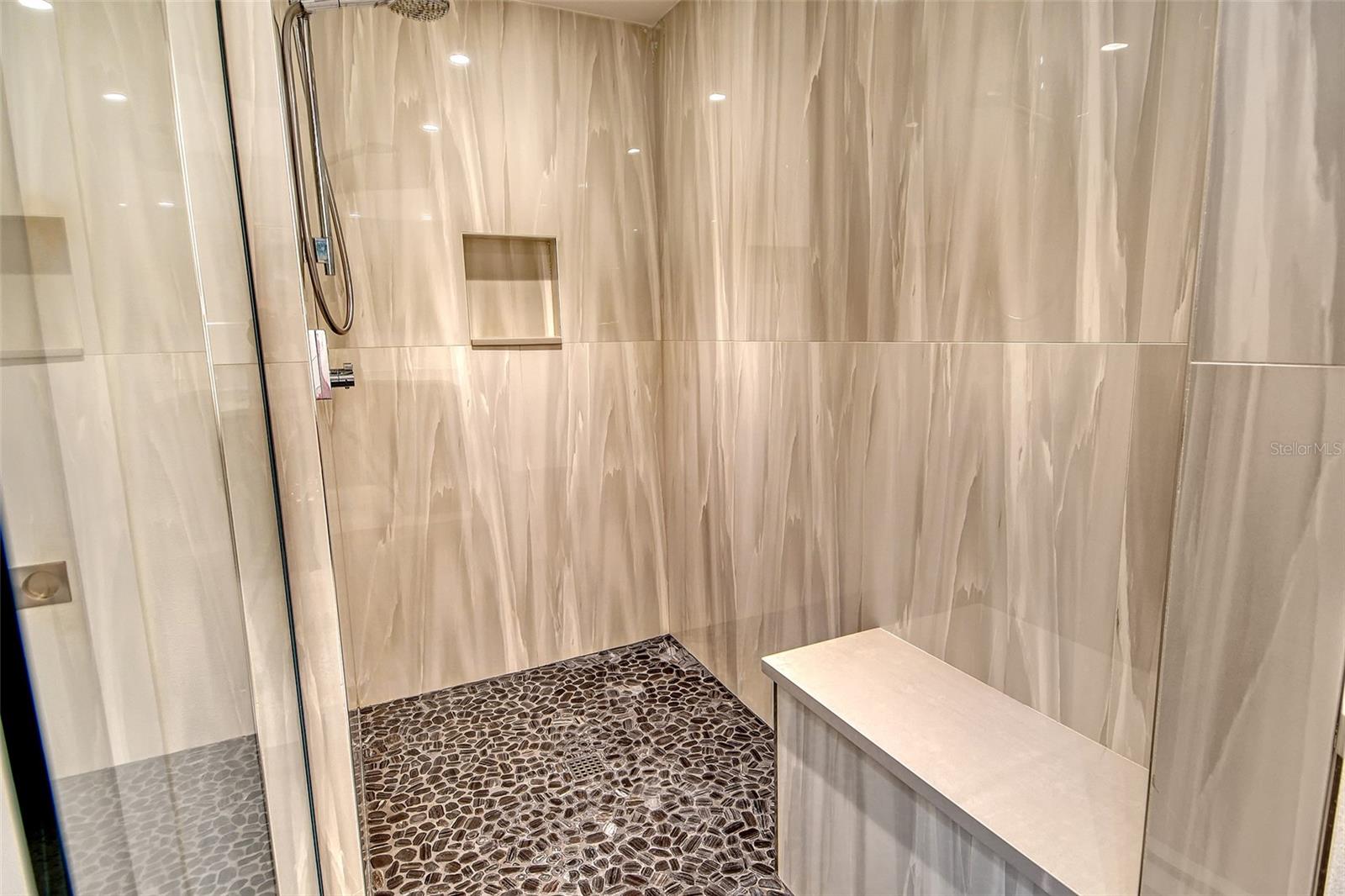 401 NORTH POINT RD #404