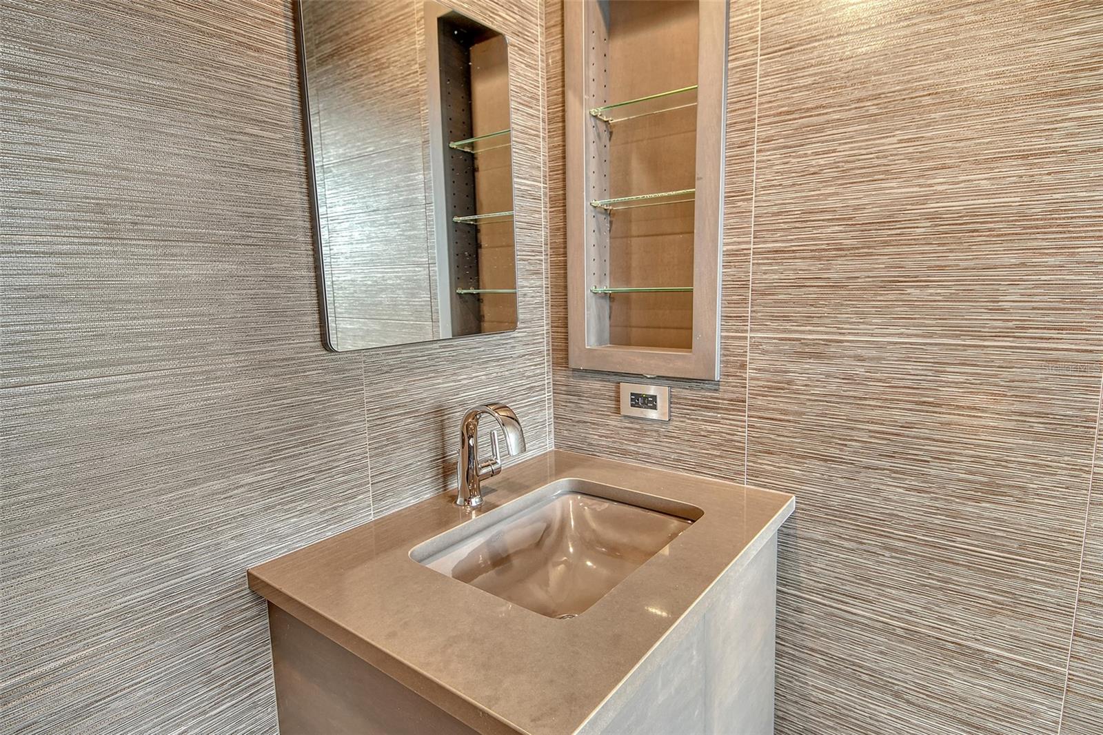 401 NORTH POINT RD #404