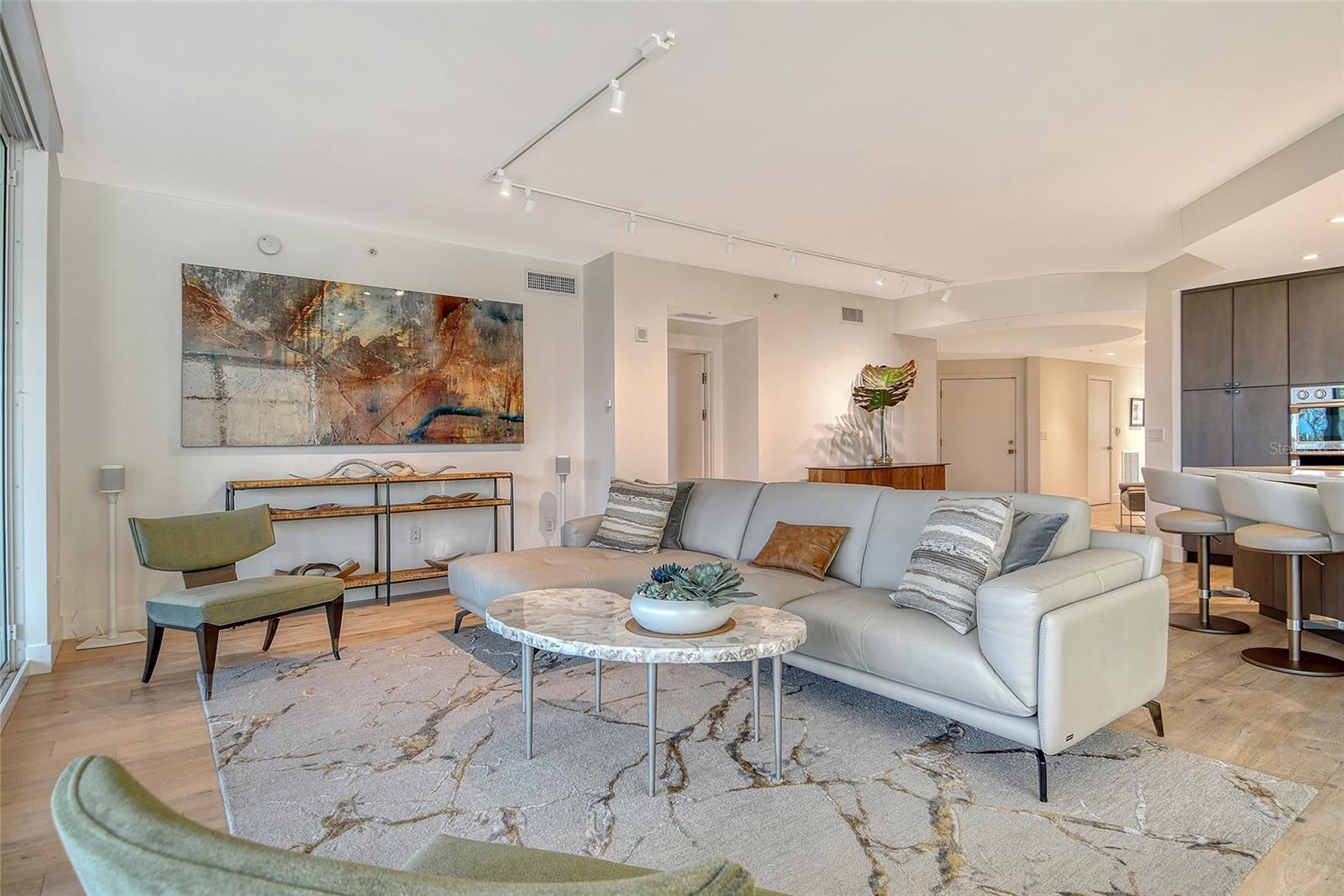 401 NORTH POINT RD #404