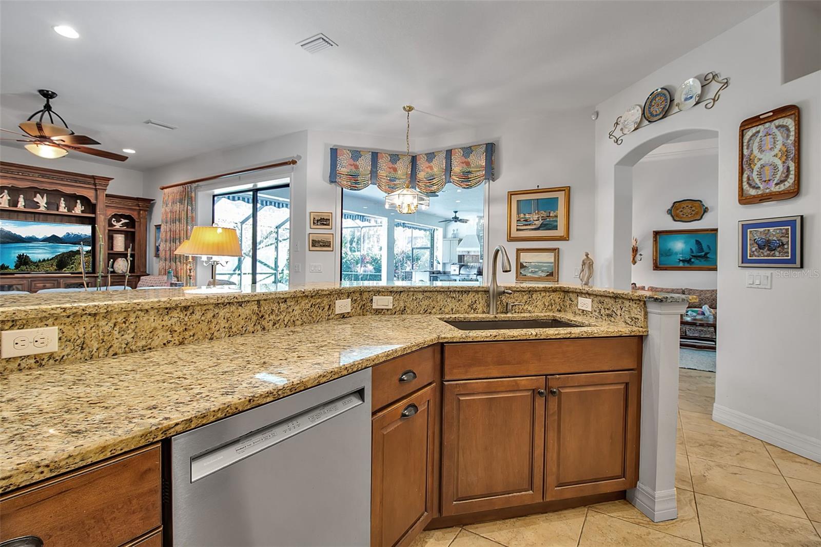 3795 EAGLE HAMMOCK DR