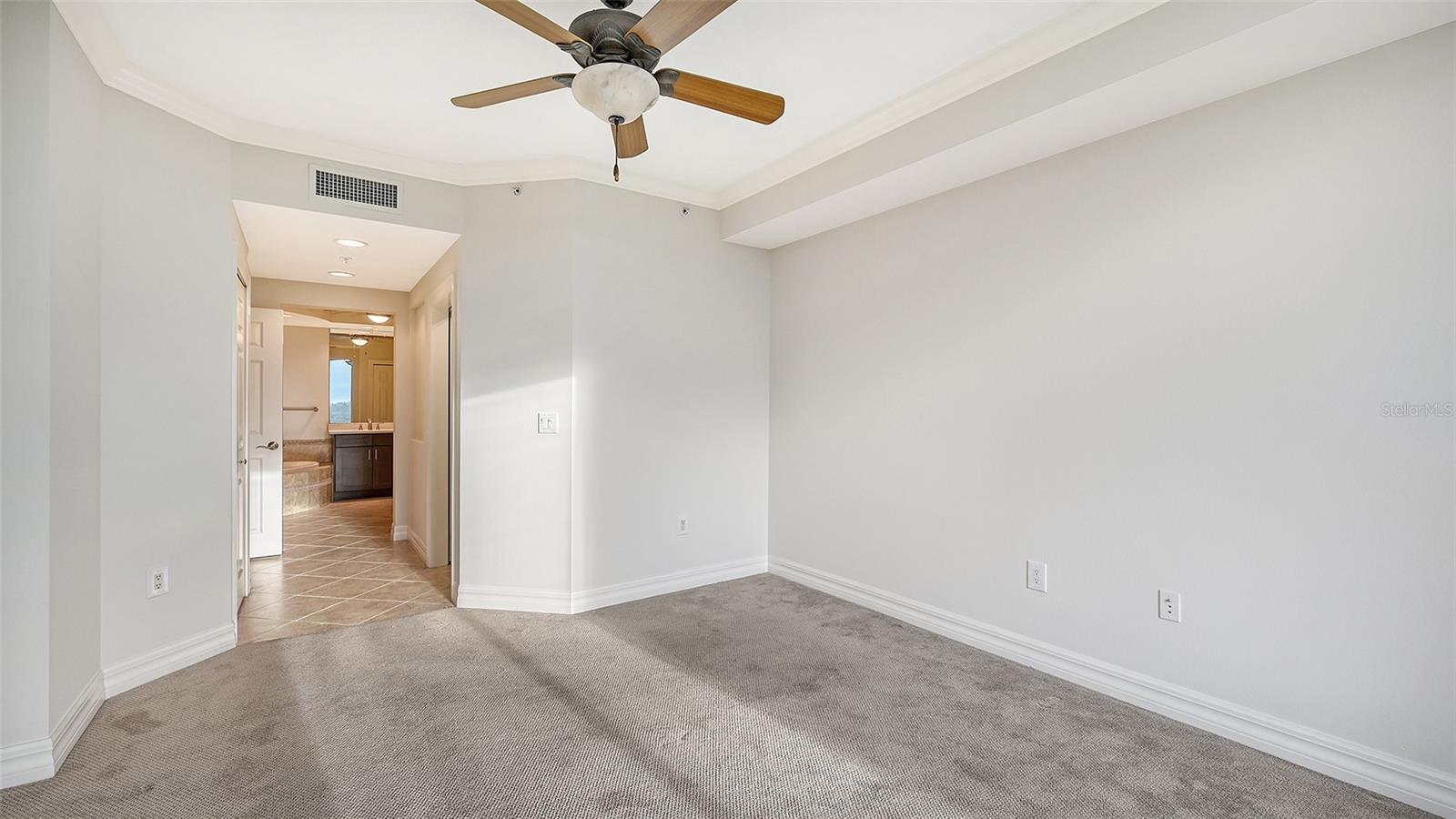 401 N POINT RD #603