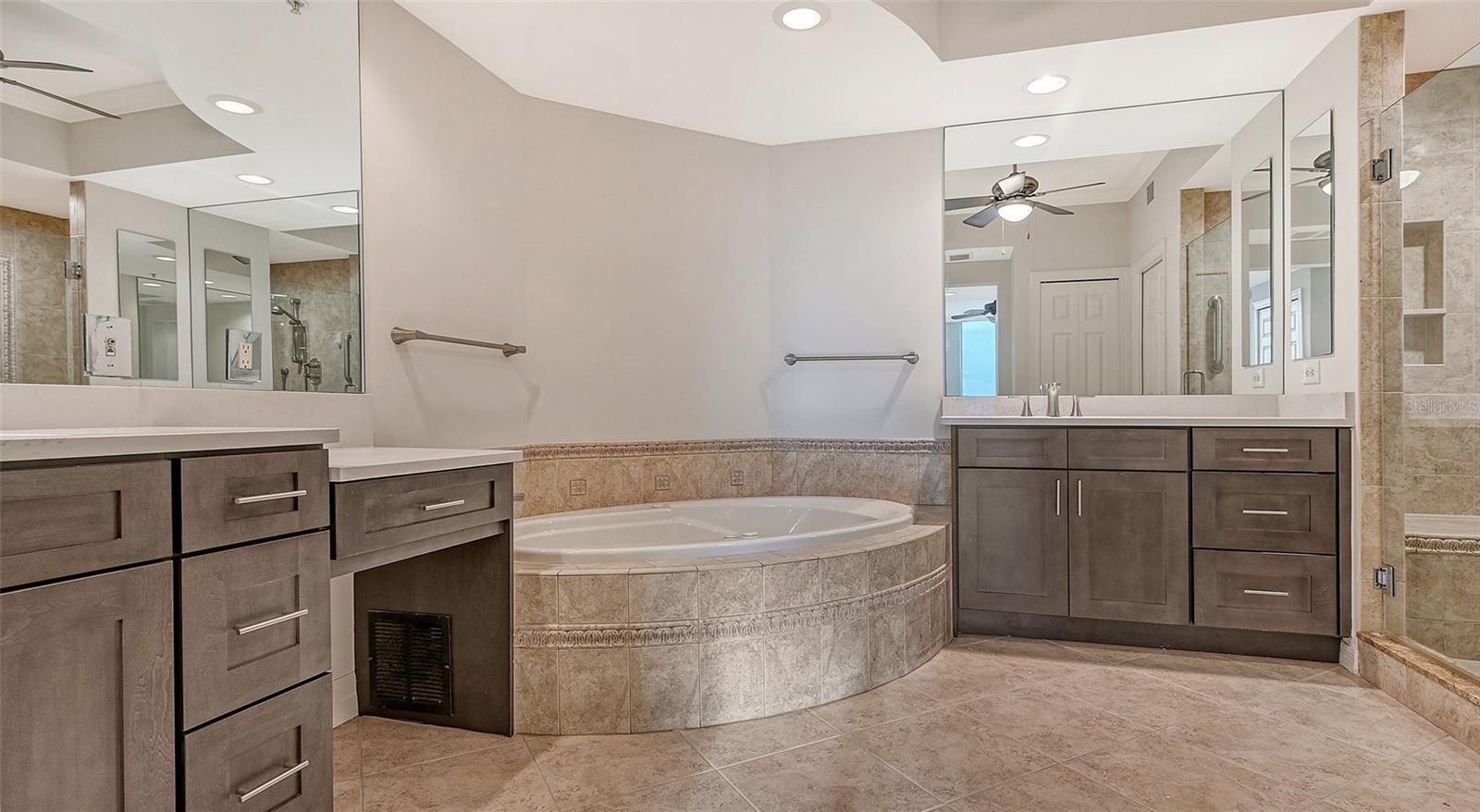 401 N POINT RD #603