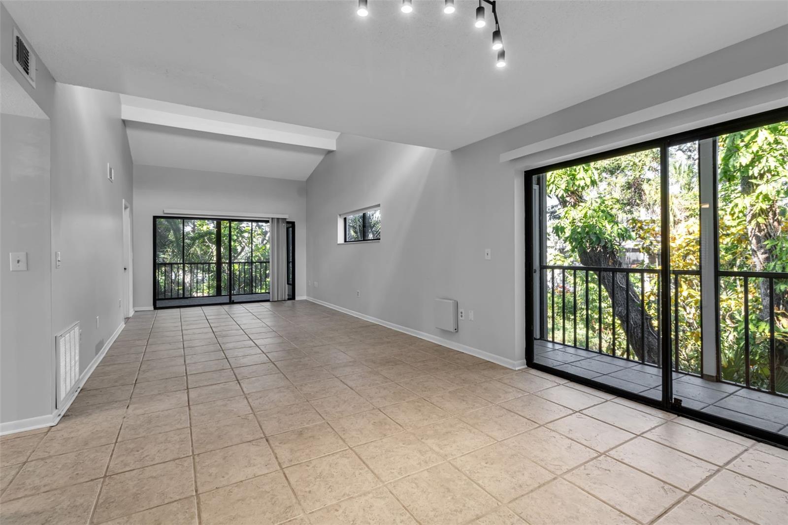 1508 PELICAN COVE RD #231