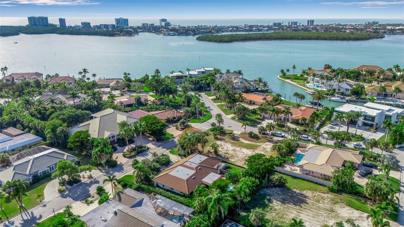 509 SPOONBILL WAY