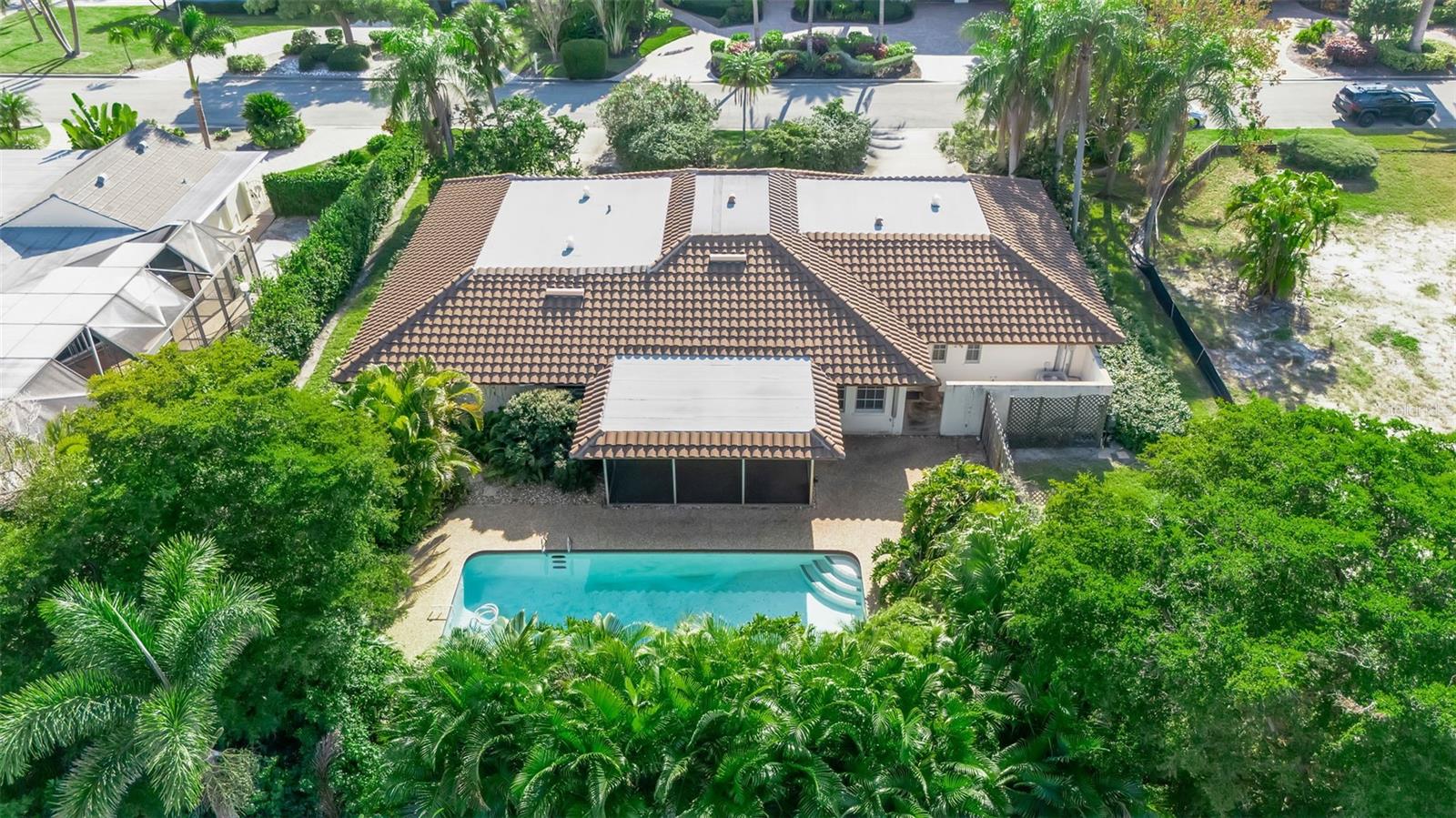 509 SPOONBILL WAY
