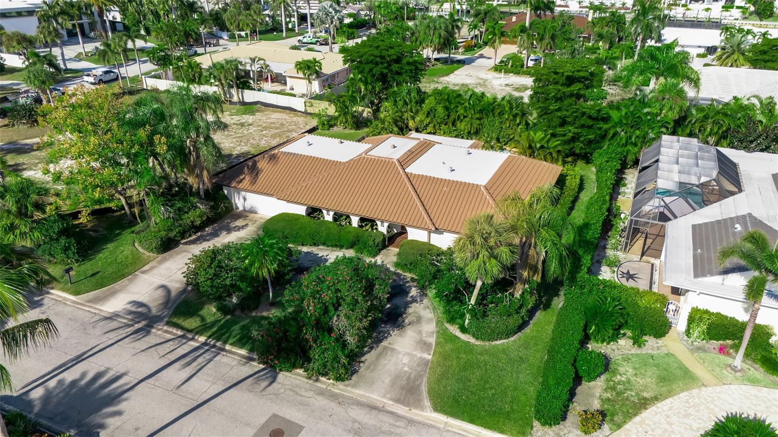 509 SPOONBILL WAY