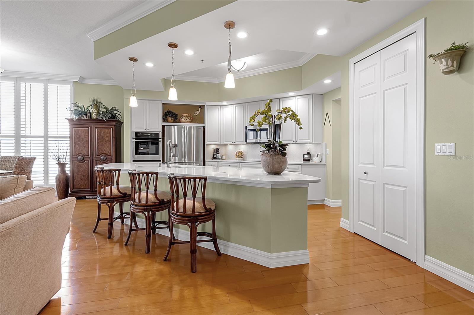 409 N POINT RD #1003