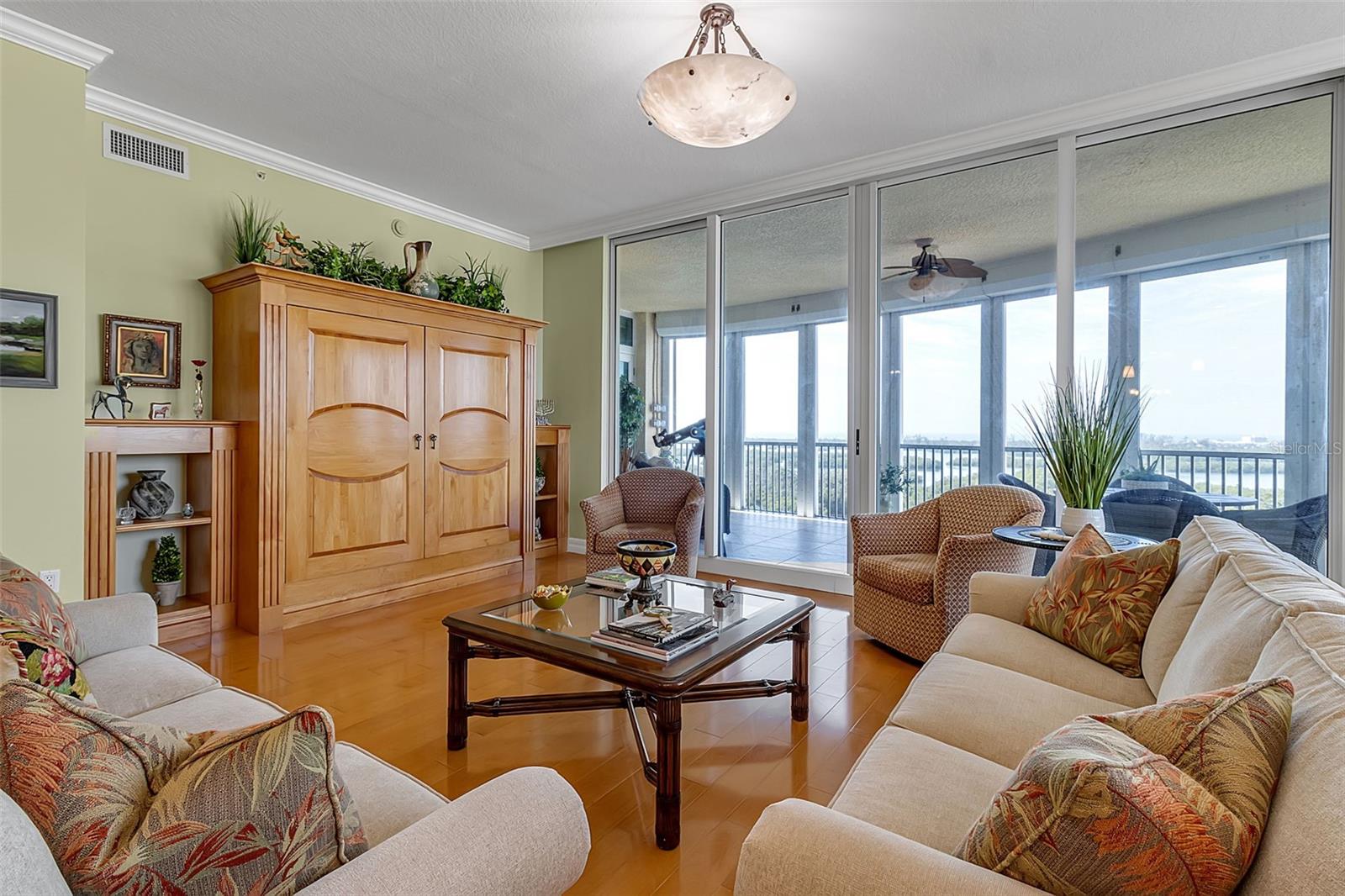 409 N POINT RD #1003