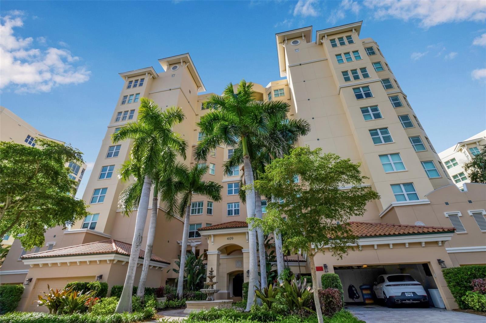 409 N POINT RD #1003