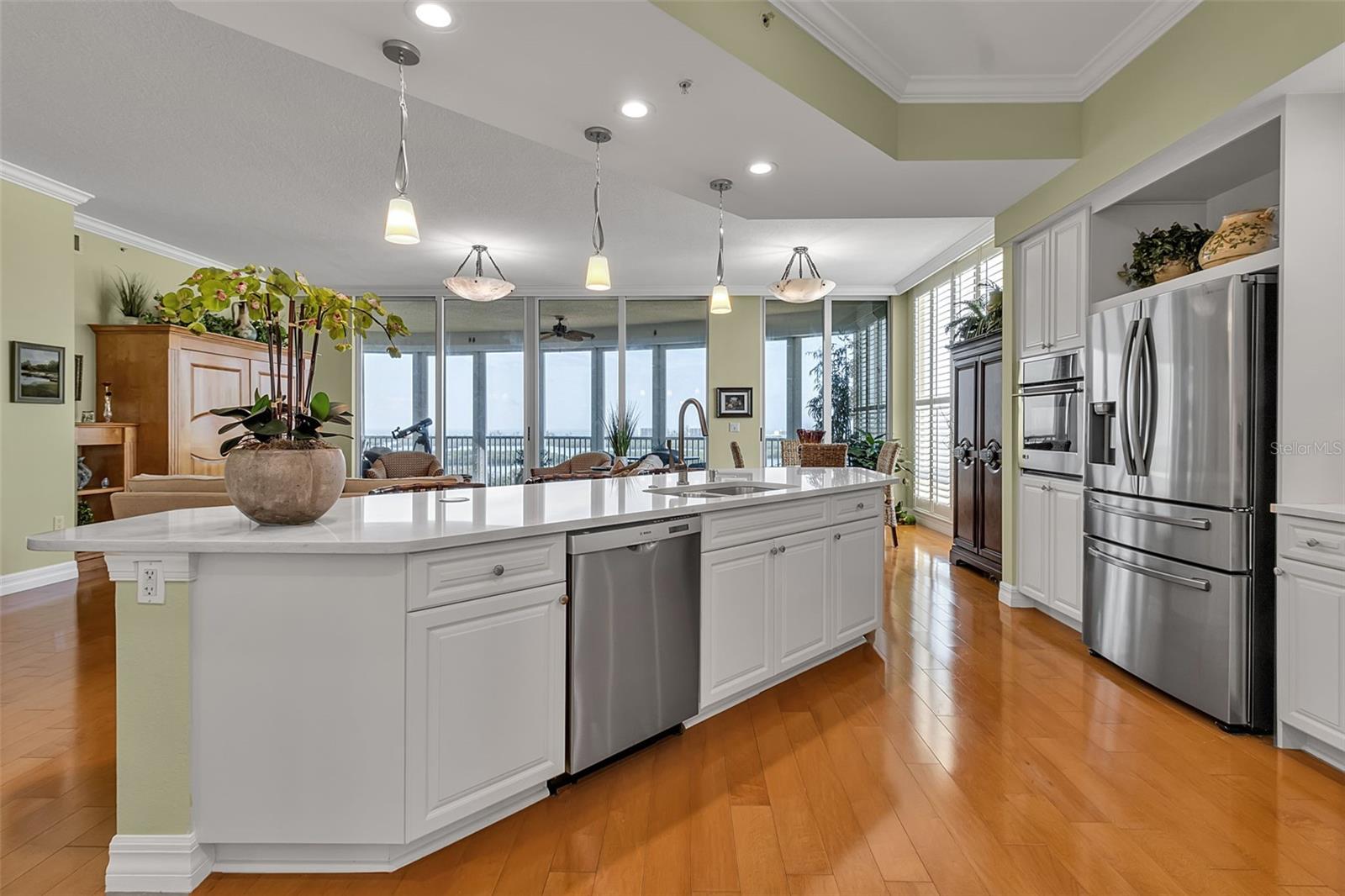 409 N POINT RD #1003