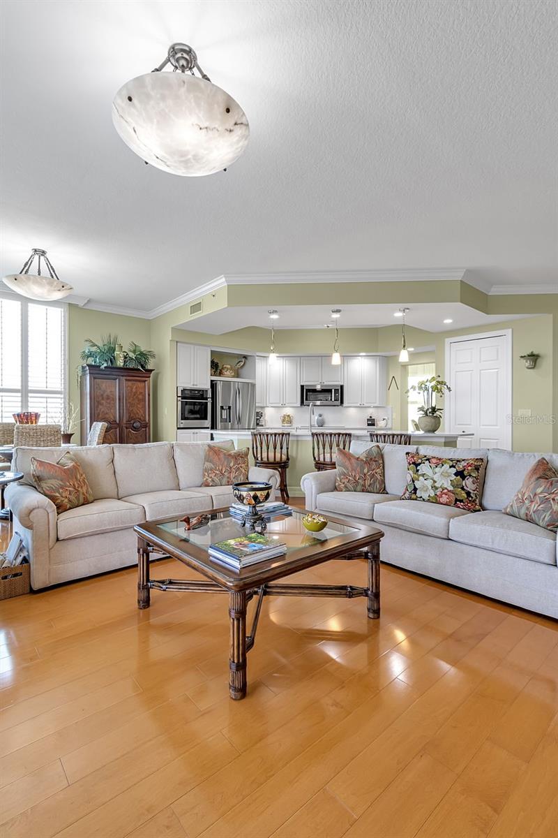 409 N POINT RD #1003