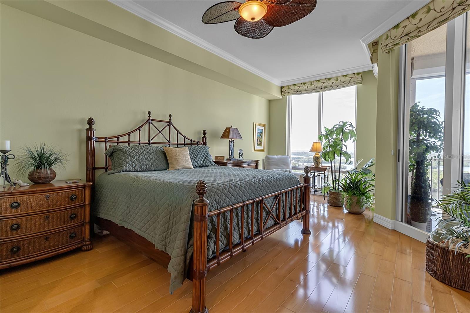 409 N POINT RD #1003