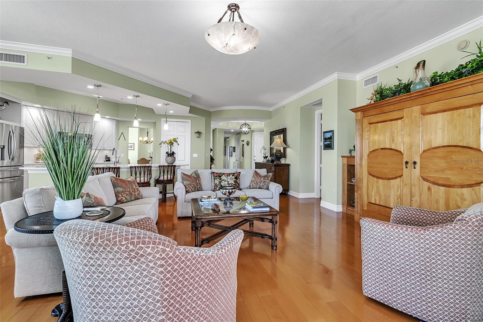 409 N POINT RD #1003