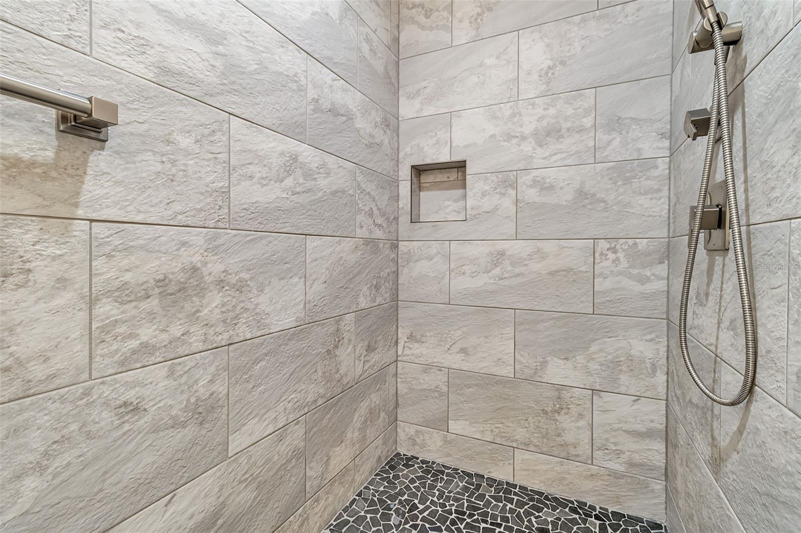 409 N POINT RD #1003