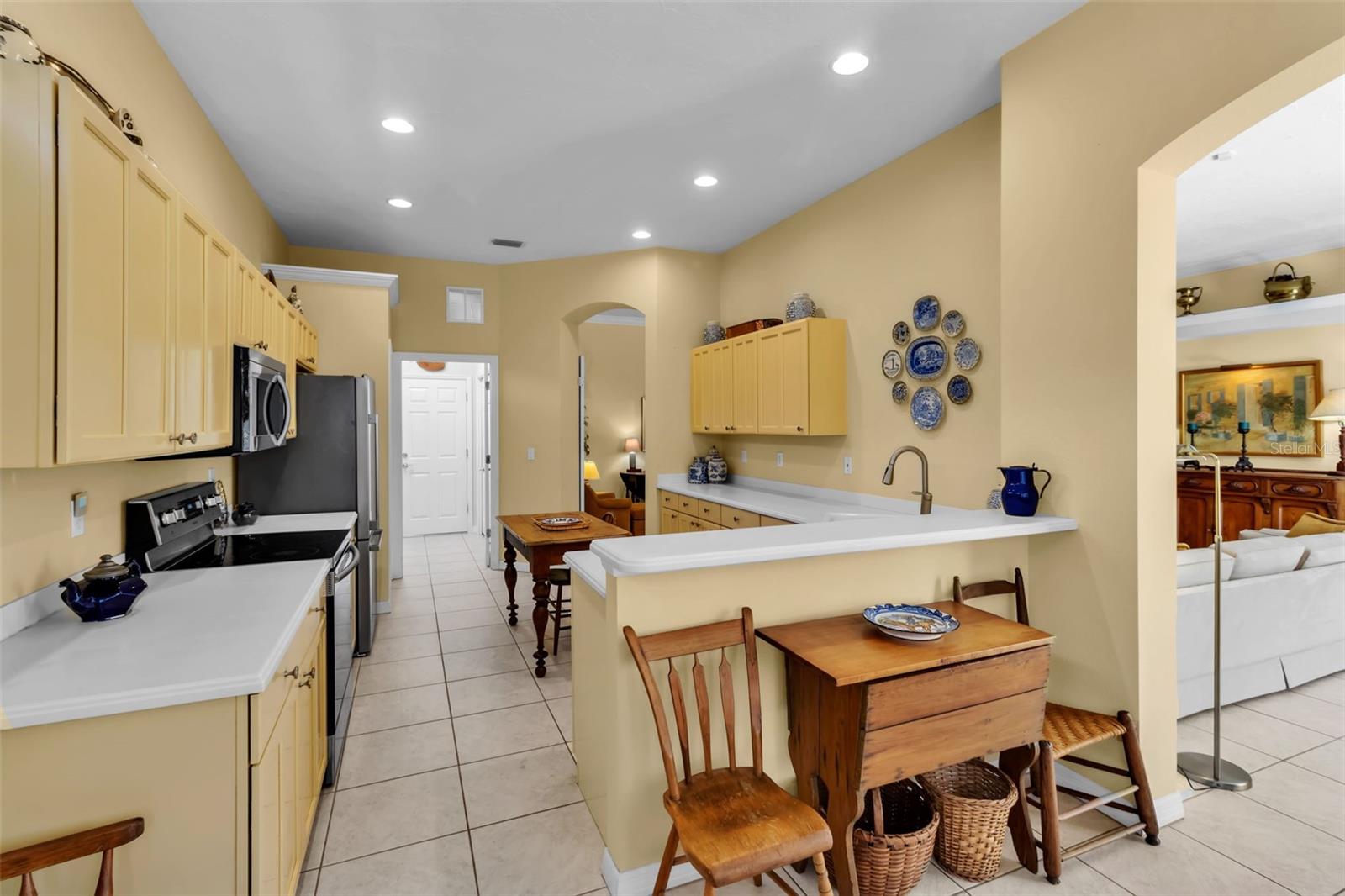 7192 RUE DE PALISADES #12