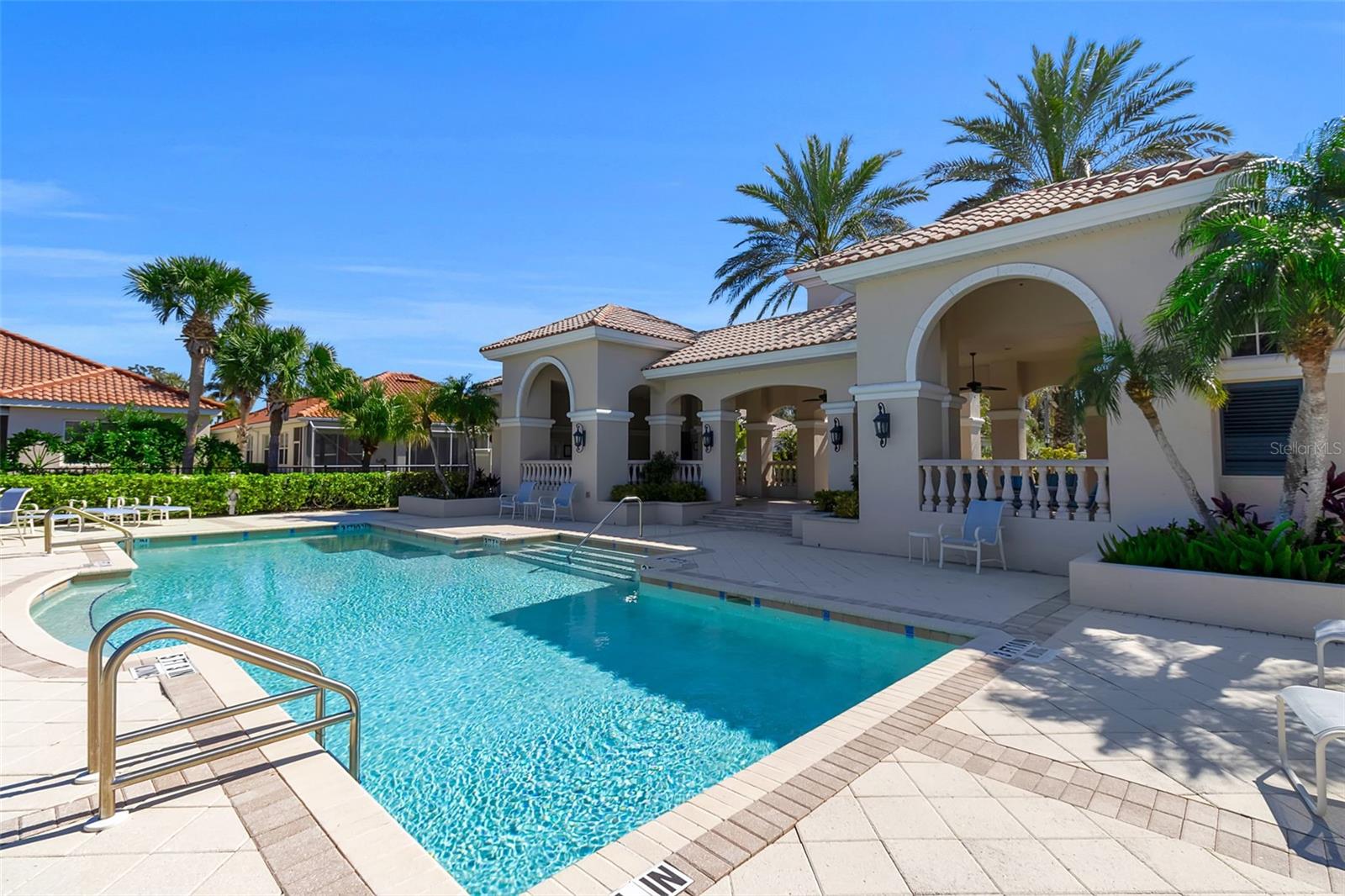 7192 RUE DE PALISADES #12