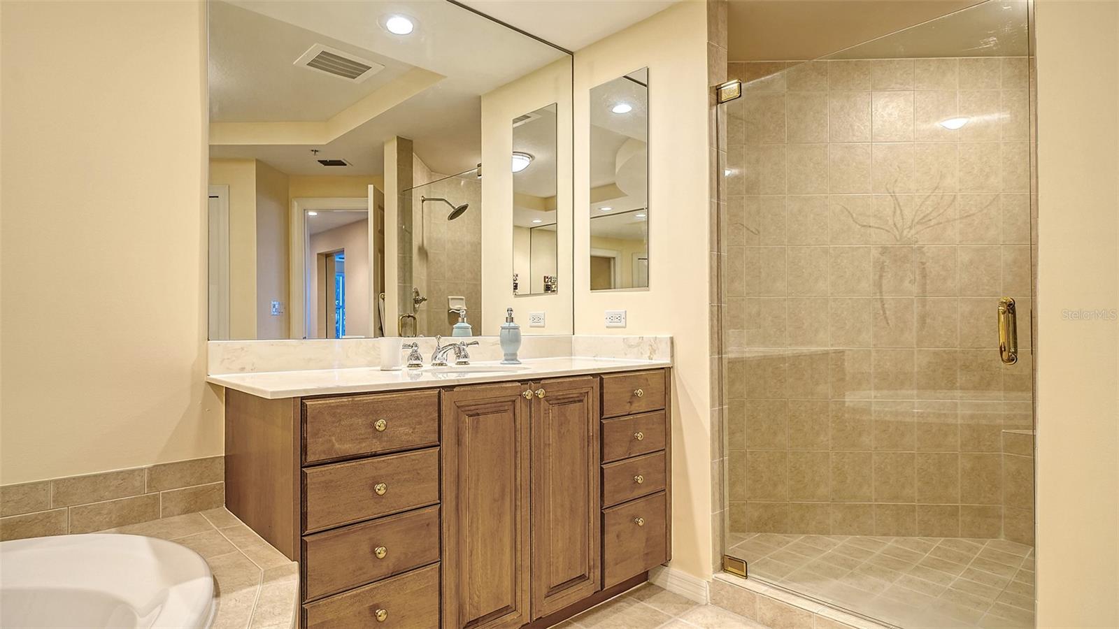 3621 N POINT RD #301