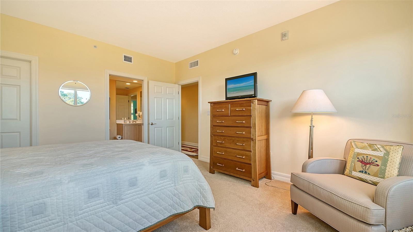 3621 N POINT RD #301