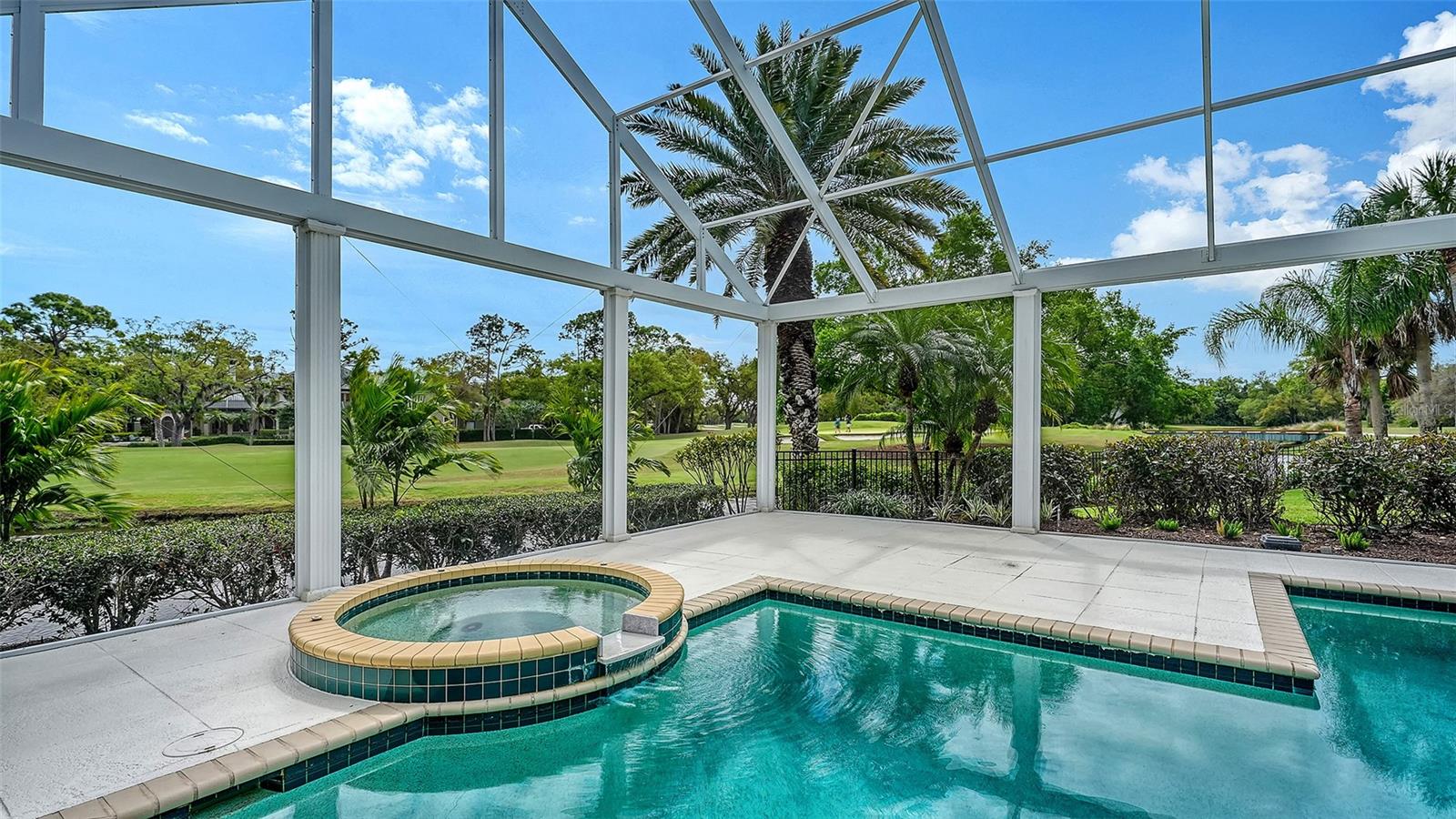 228 SAINT JAMES PARK