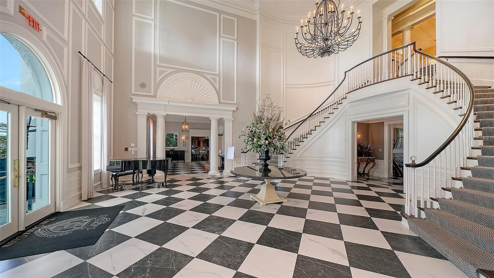 228 SAINT JAMES PARK