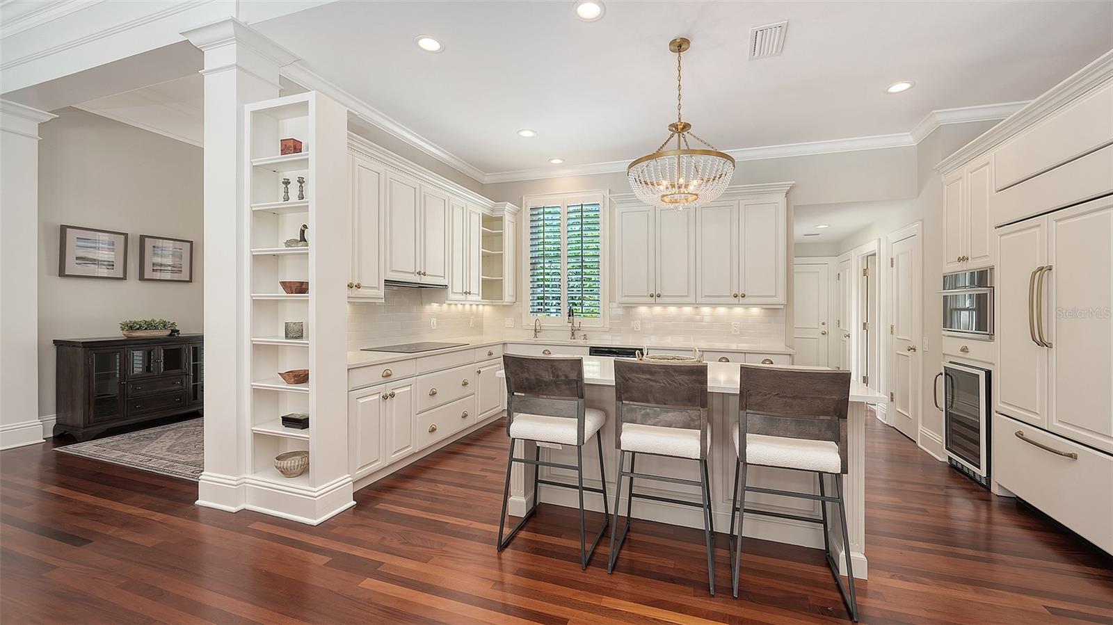 228 SAINT JAMES PARK