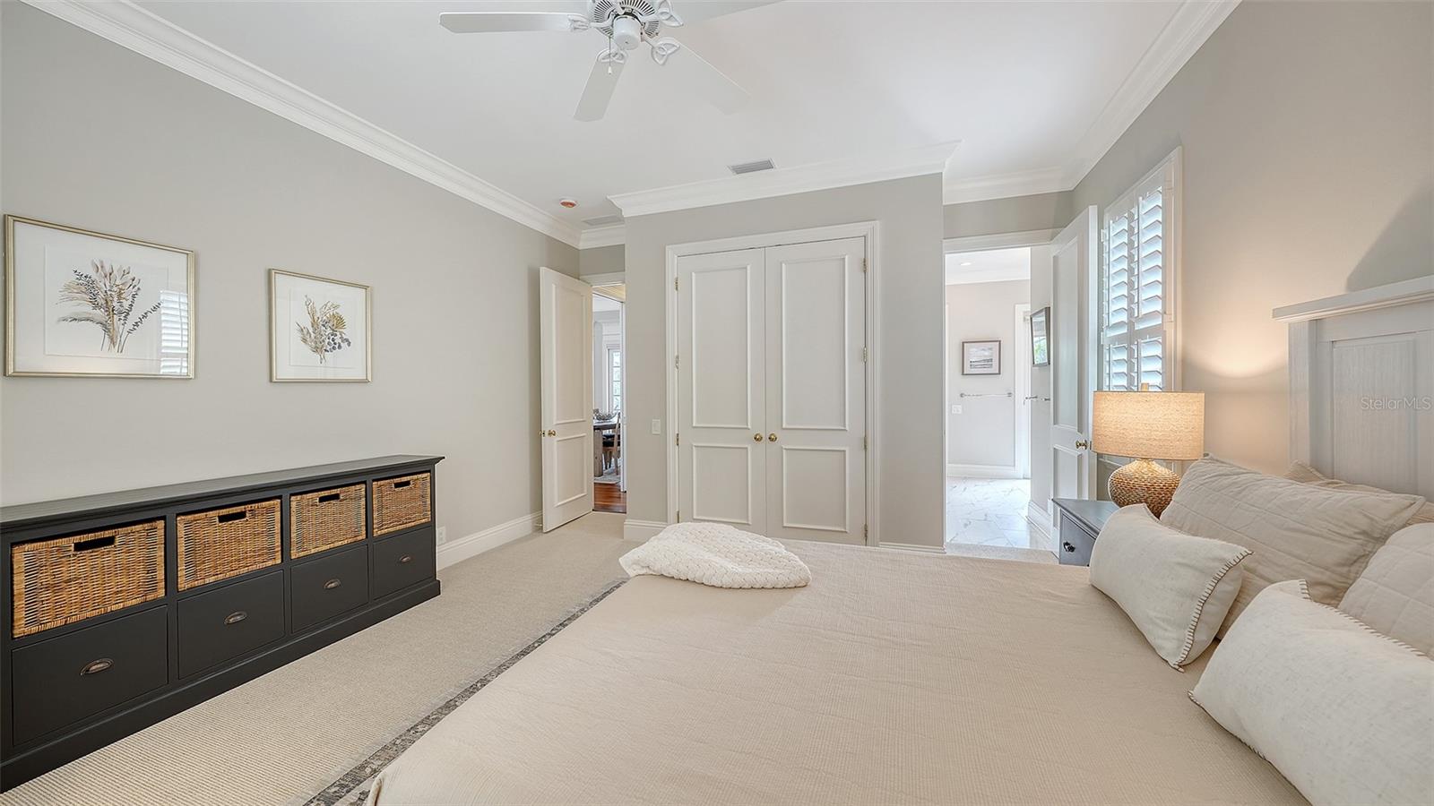 228 SAINT JAMES PARK