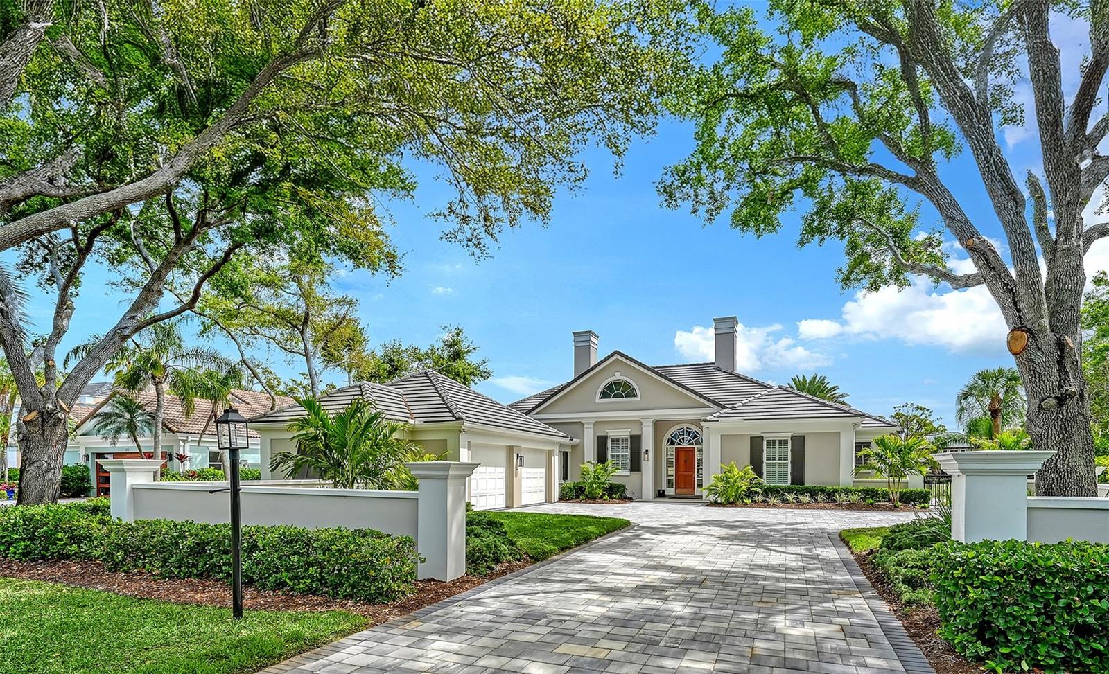 228 SAINT JAMES PARK