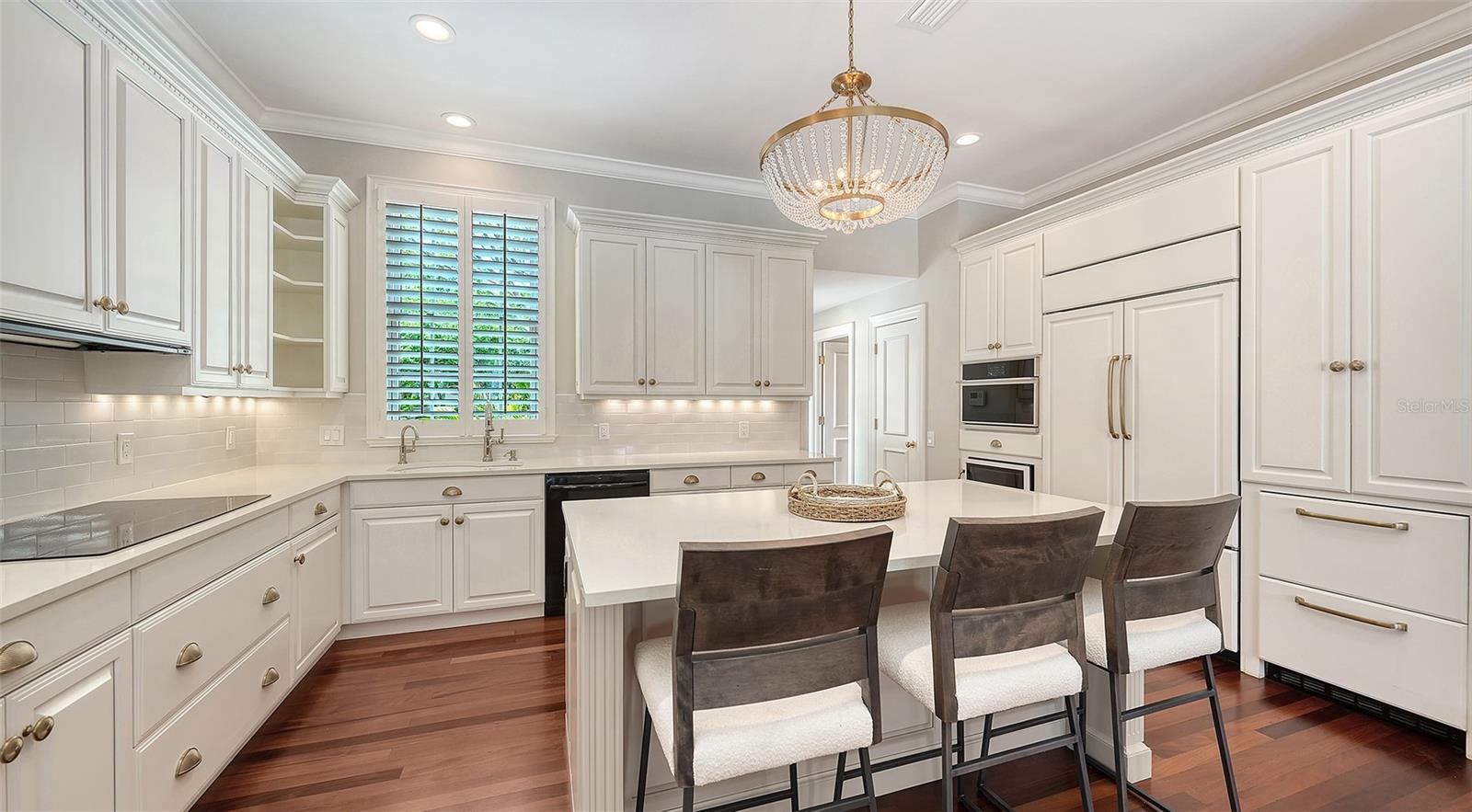 228 SAINT JAMES PARK