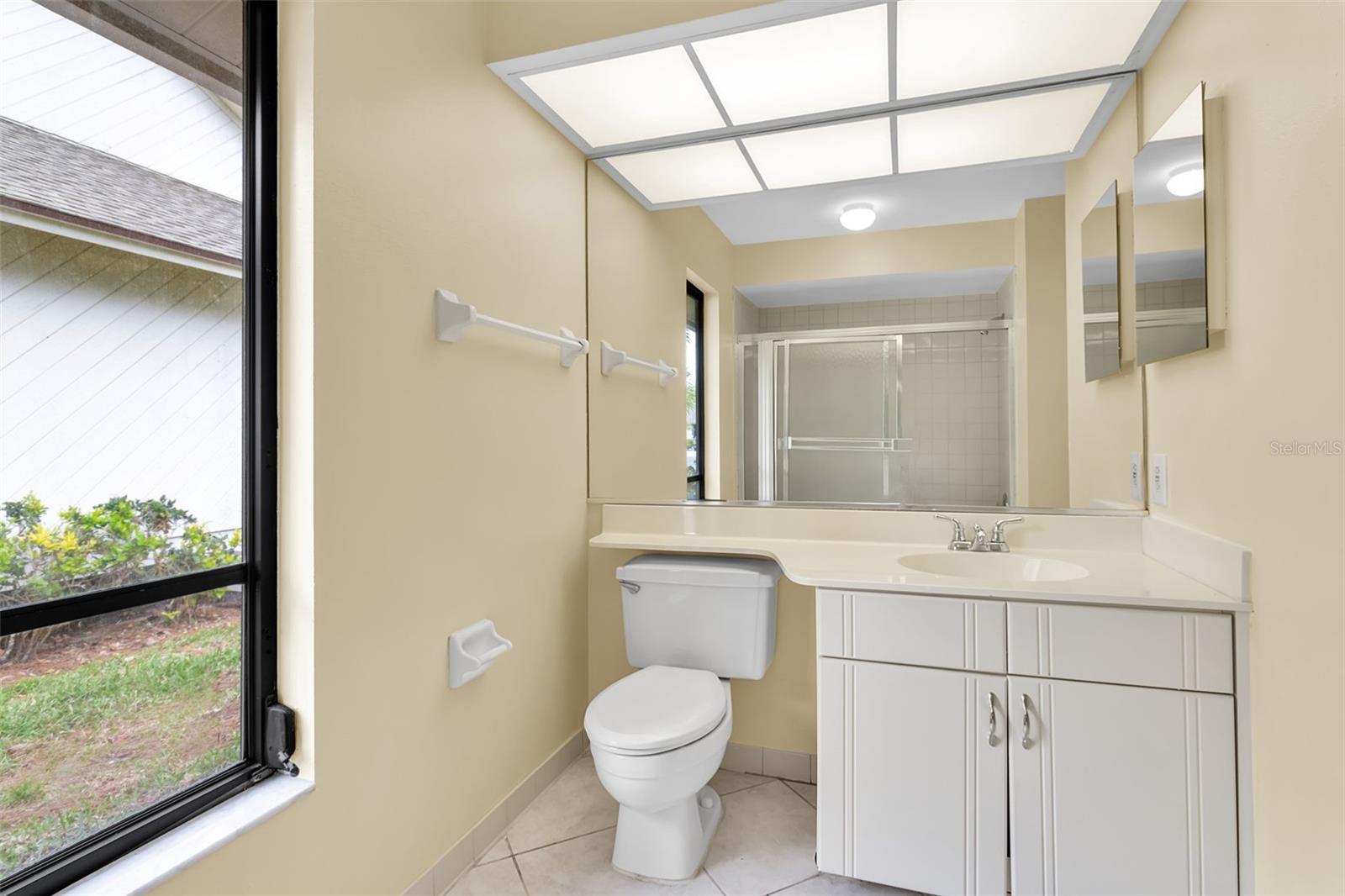 7935 WOODPOINTE CT #21