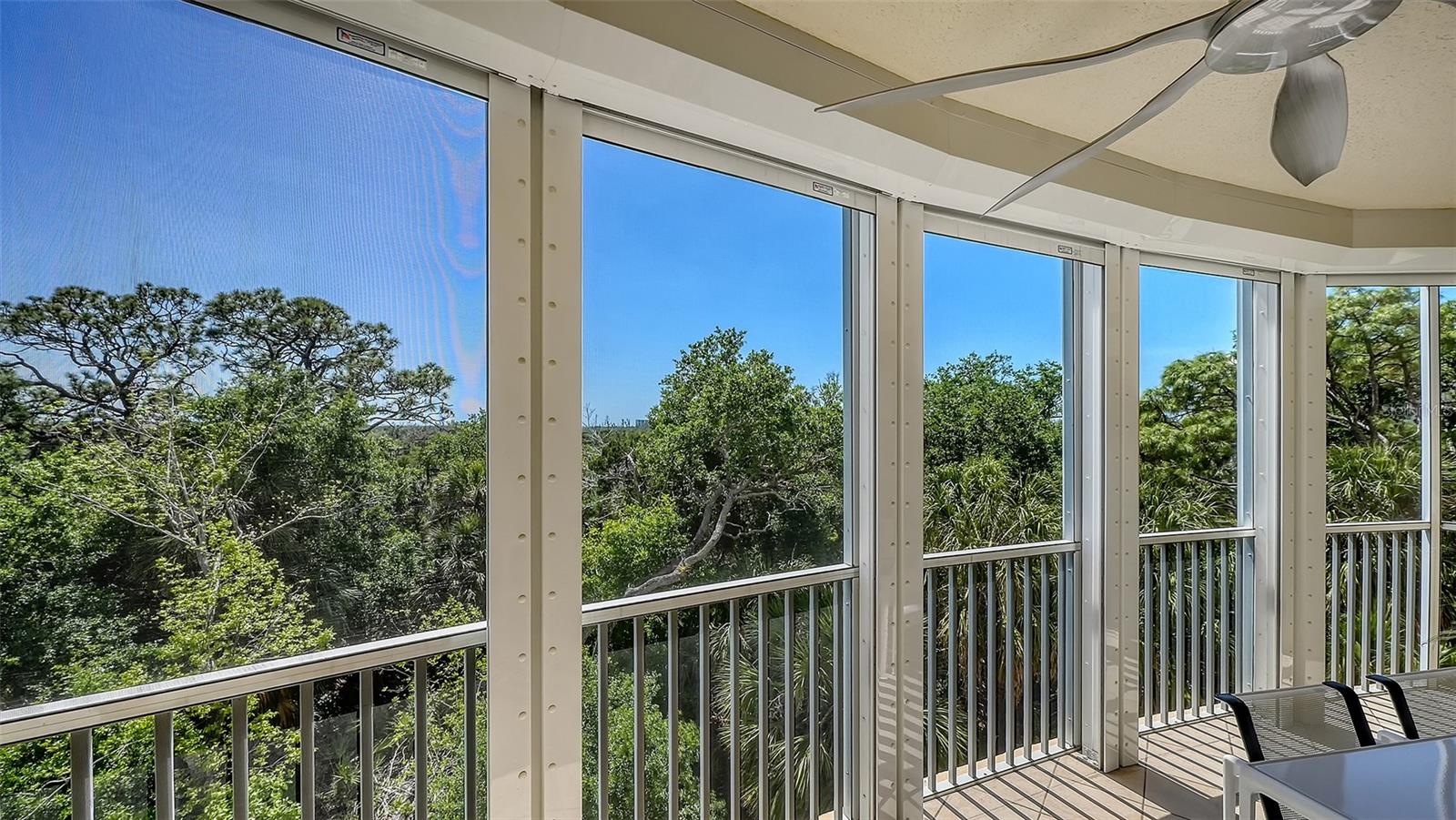 409 NORTH POINT RD #401