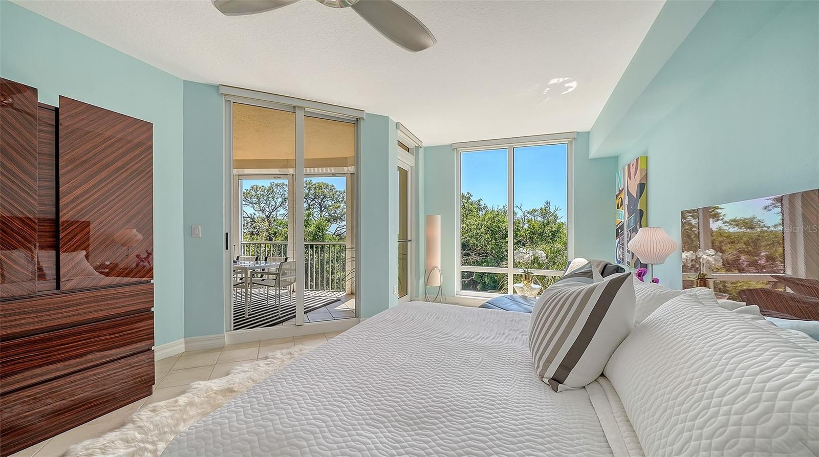 409 NORTH POINT RD #401