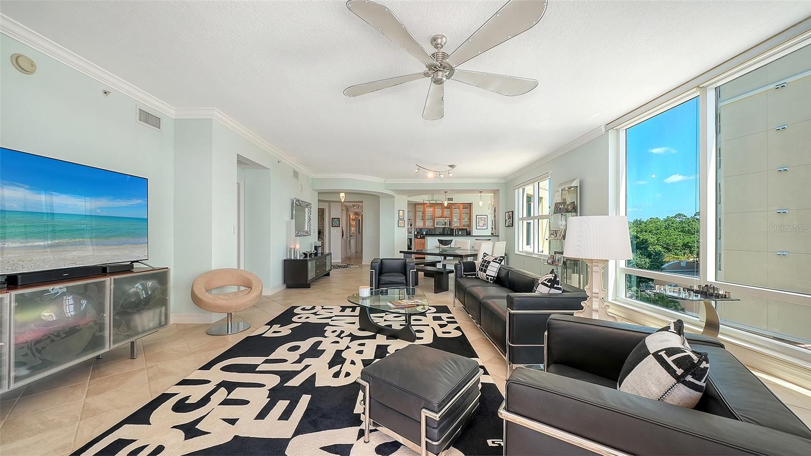 409 NORTH POINT RD #401