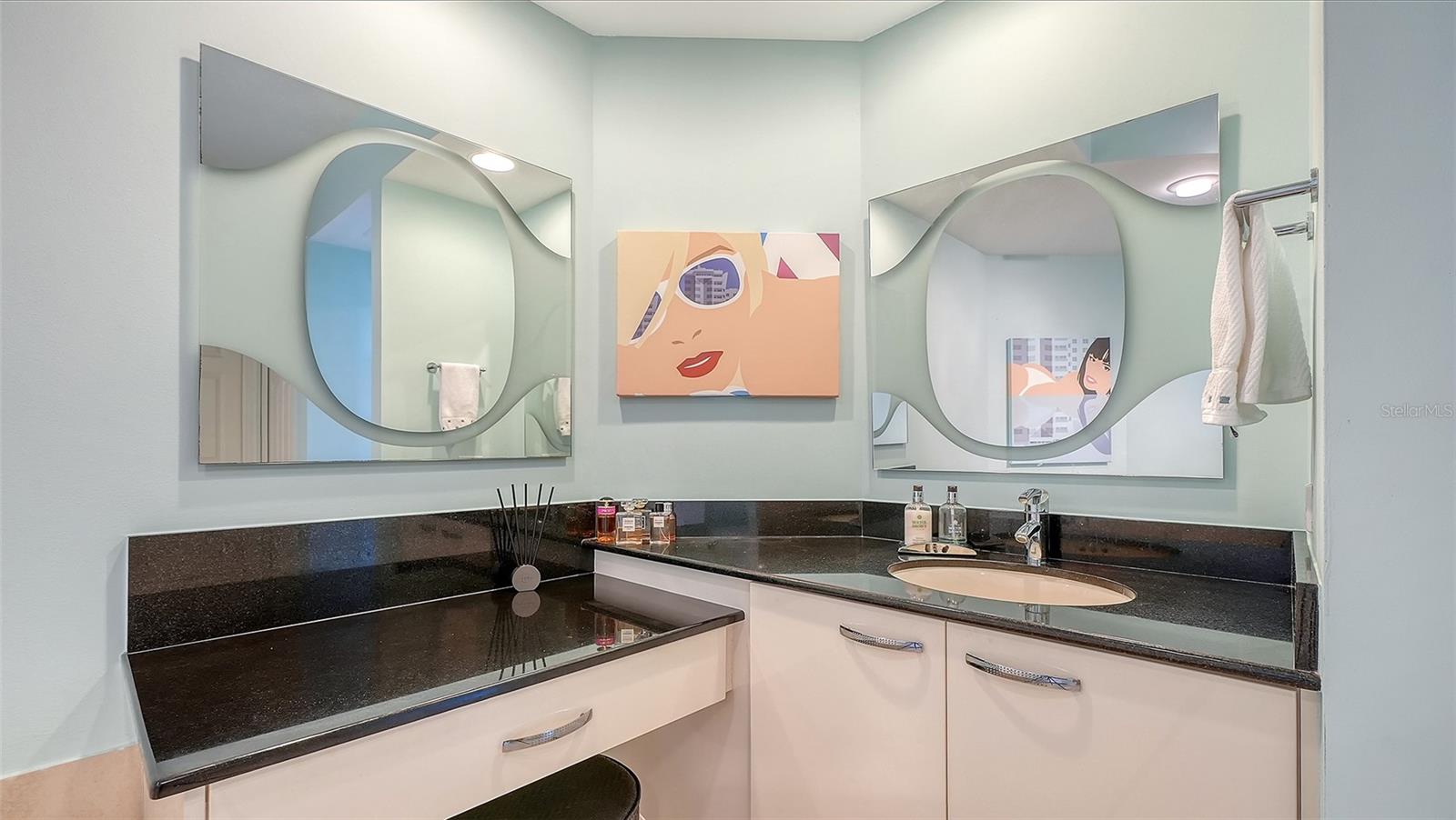 409 NORTH POINT RD #401