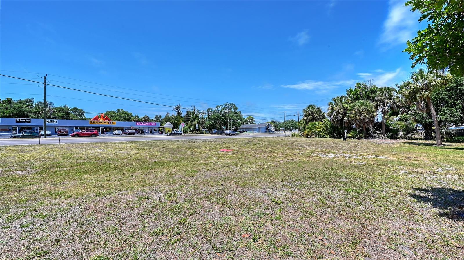 168 N TAMIAMI TRL