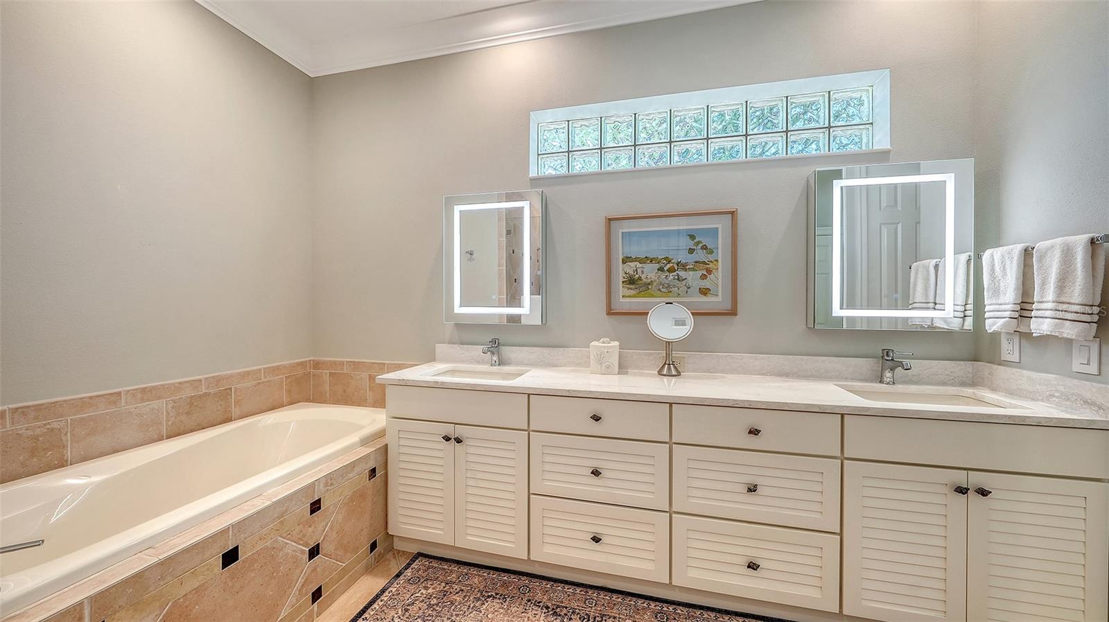 292 TURQUOISE LN