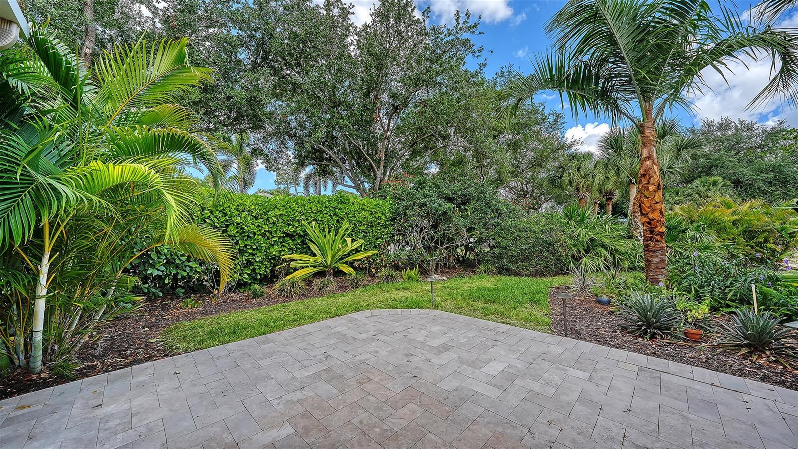 292 TURQUOISE LN