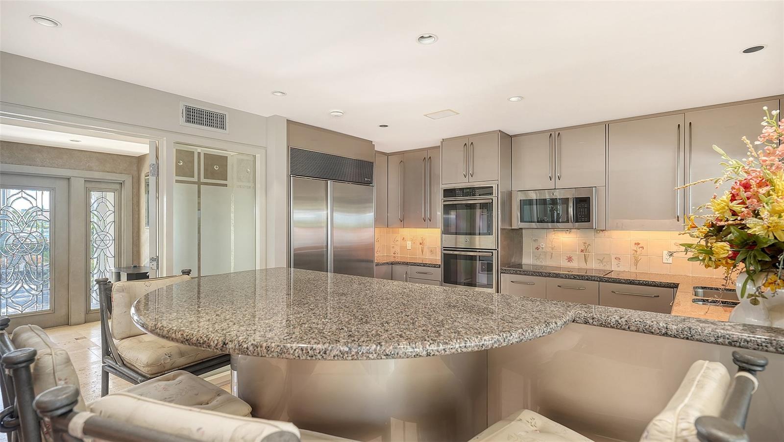 321 LOOKOUT POINT DR