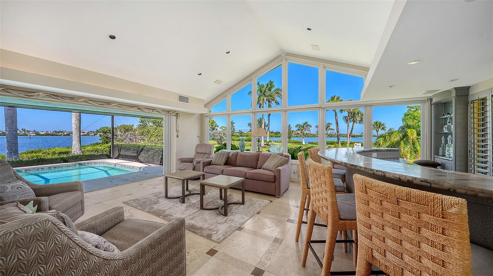 321 LOOKOUT POINT DR