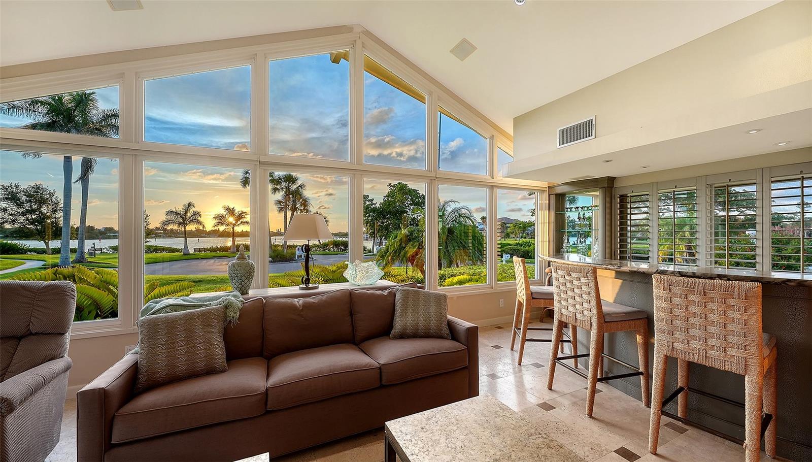 321 LOOKOUT POINT DR